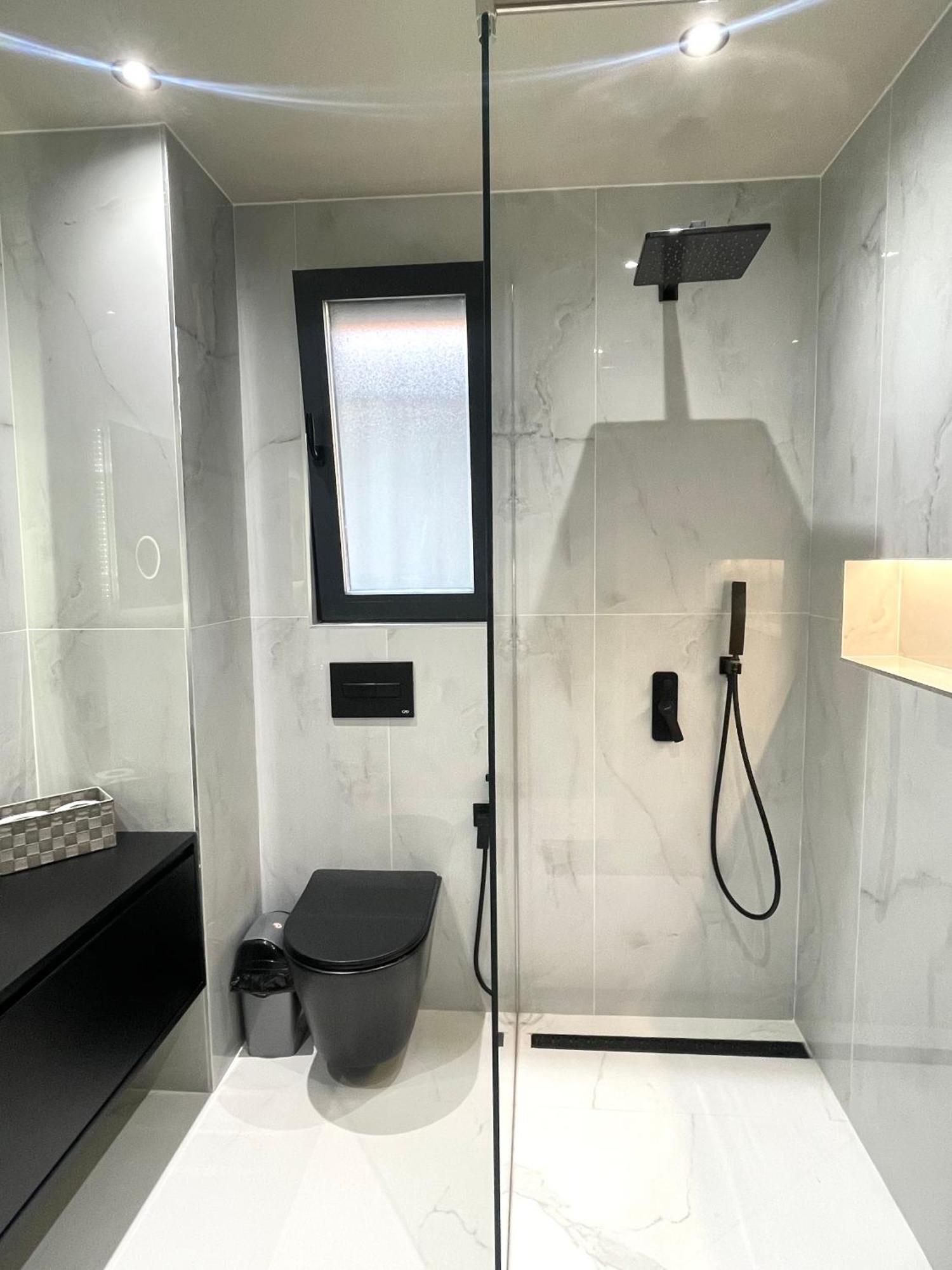 Dea'S Apartment: Hidden Gem Тирана Екстериор снимка